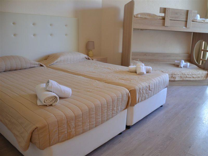 Alexandros Hotel Perama  Bagian luar foto