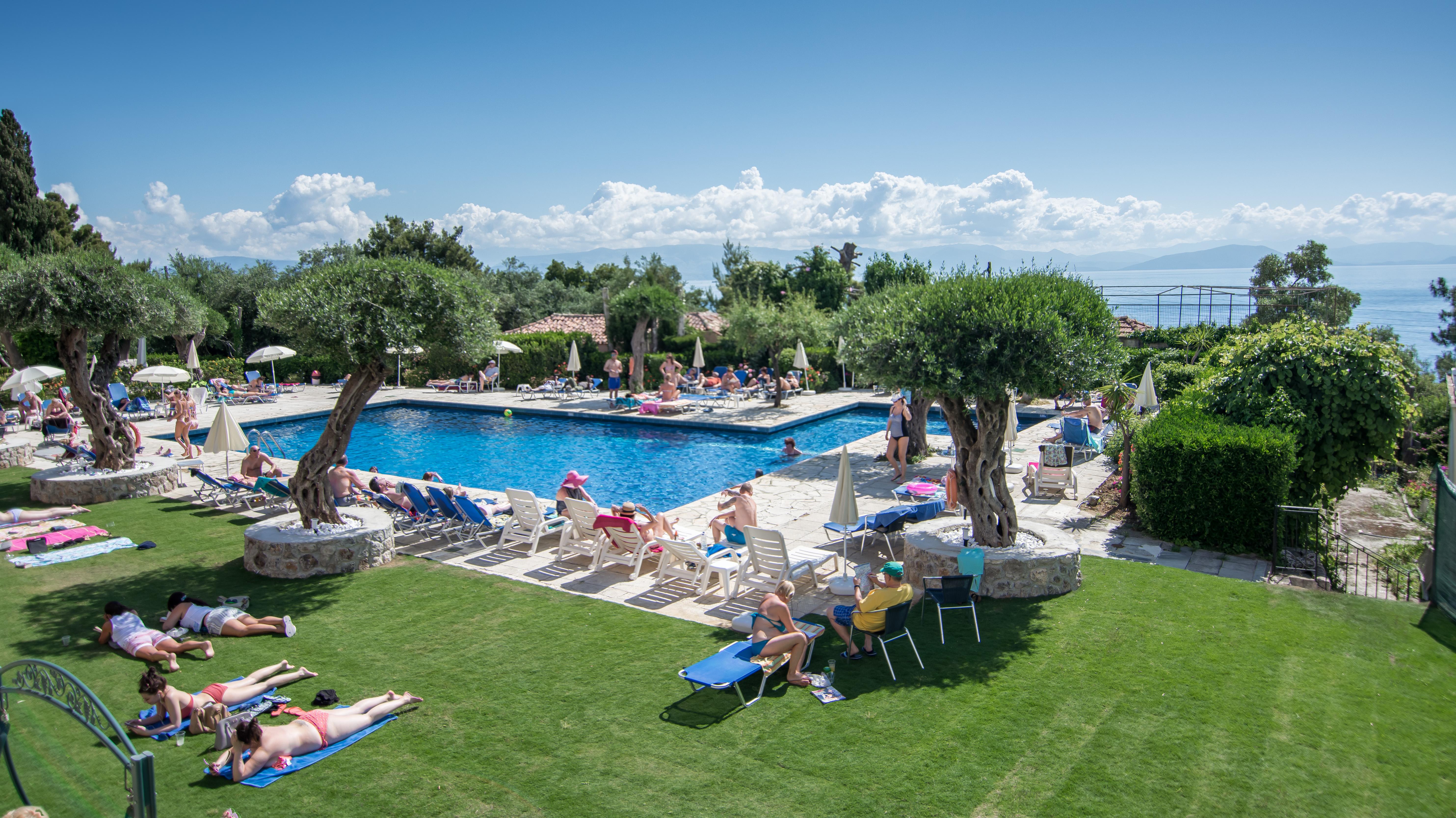 Alexandros Hotel Perama  Bagian luar foto