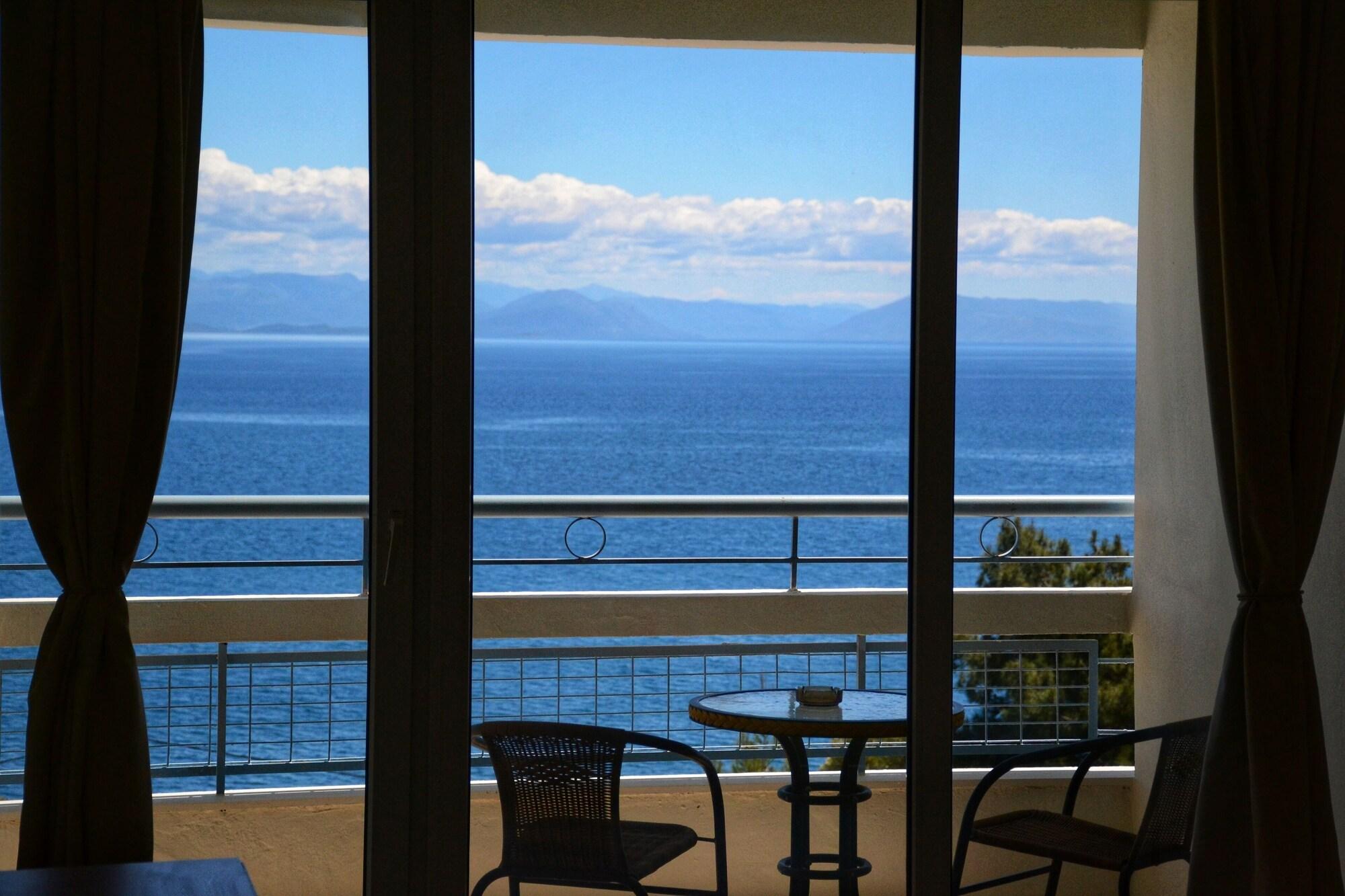 Alexandros Hotel Perama  Bagian luar foto