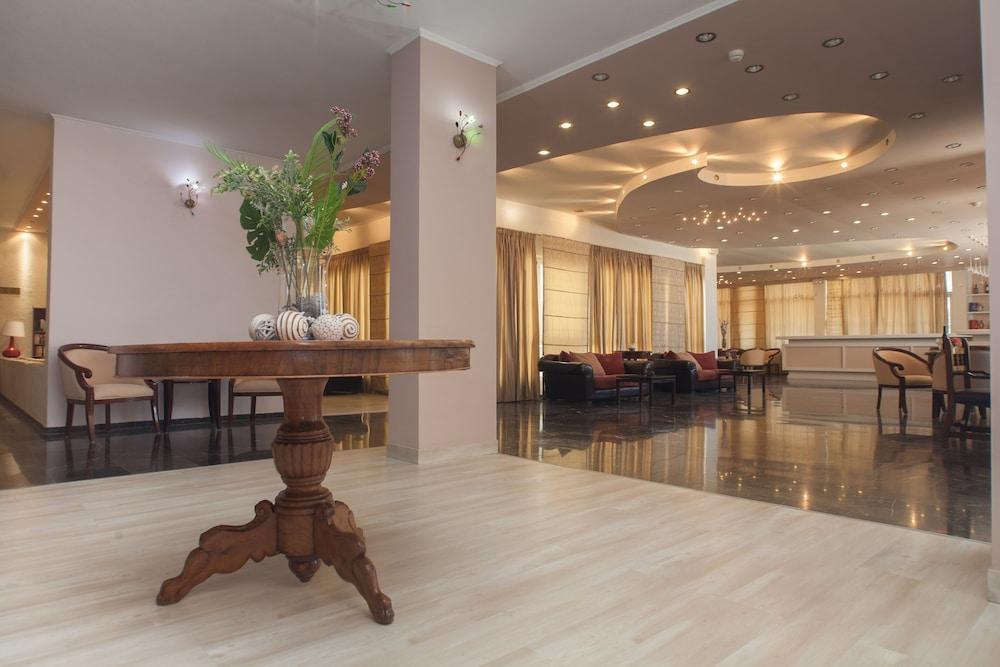 Alexandros Hotel Perama  Bagian luar foto