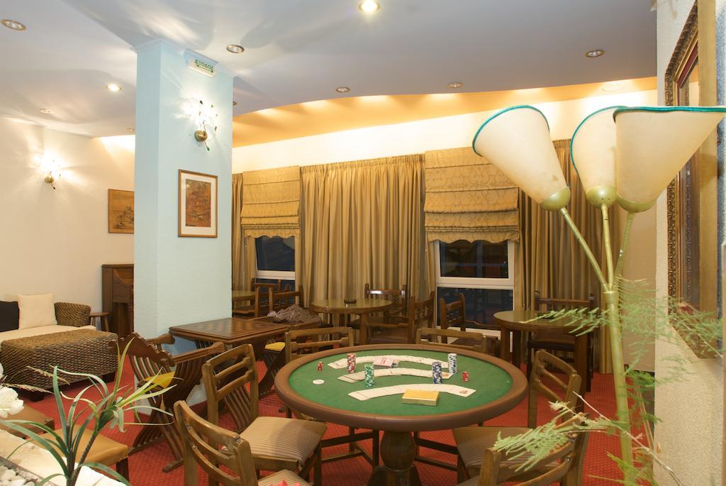 Alexandros Hotel Perama  Bagian luar foto
