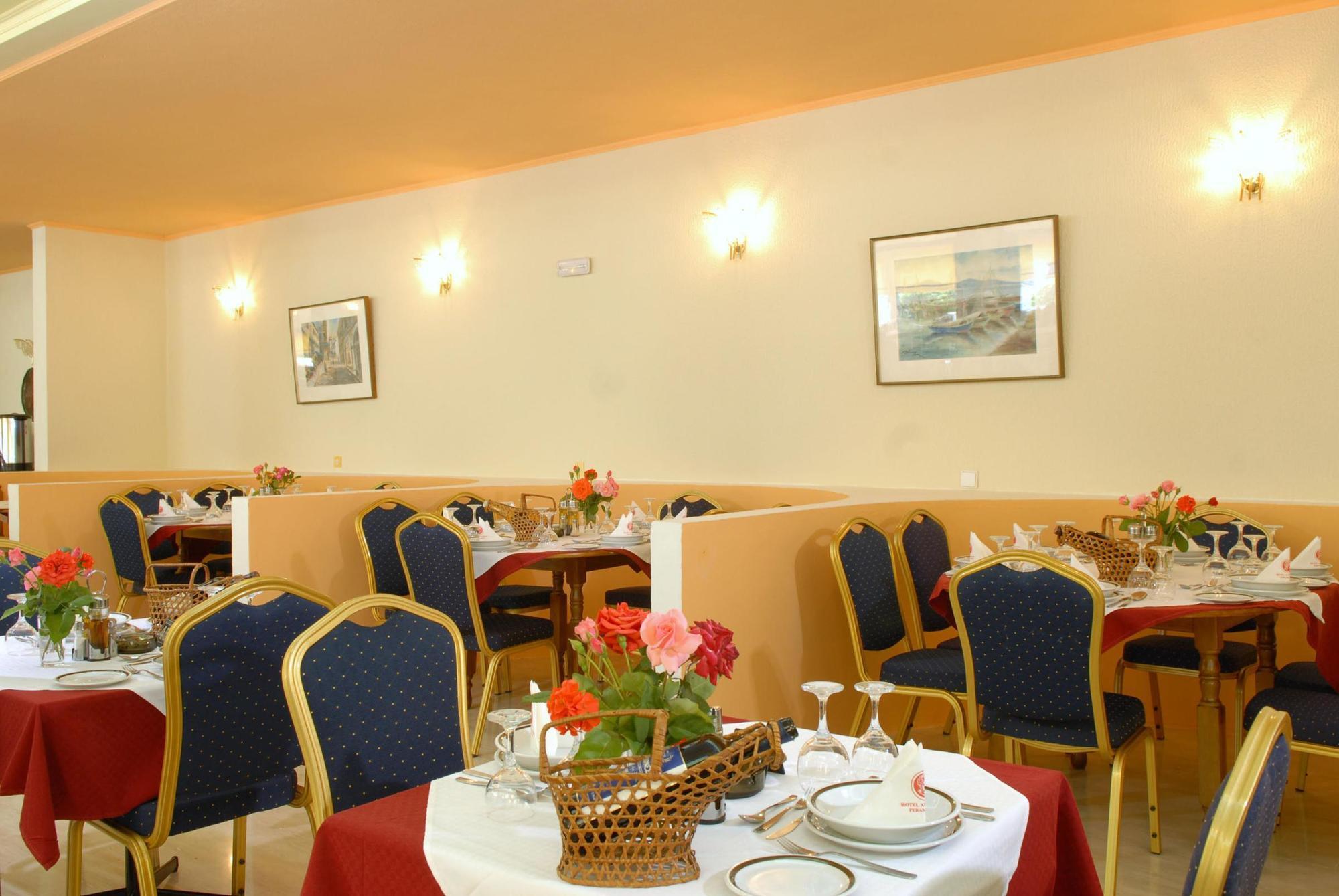Alexandros Hotel Perama  Bagian luar foto